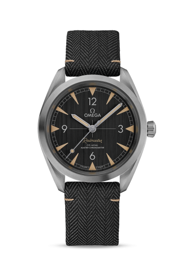 Omega Railmaster Omega Co-Axial Master Chronometer 40 Stainless Steel / Grey / Strap
